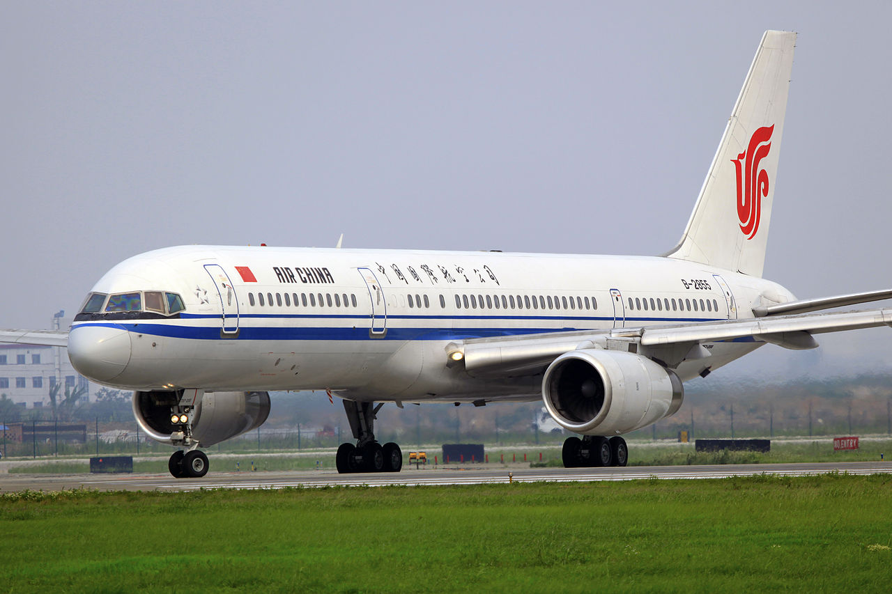 Air China Boeing757 at Chengdu Shuangliu International Airport