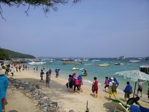 Foreign Duo Caught in the Act on Krathing Lai Beach, Banglamung