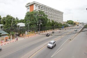 Traffic at Chachoengsao Bridge West side.