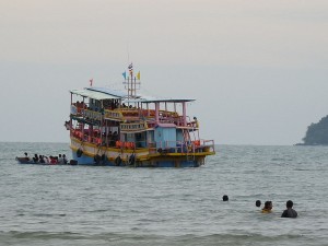 Khlong Phrao Ferry