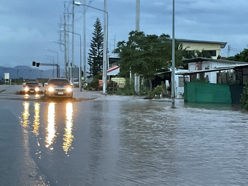 At least 2 dead and 1 missing in Chiang Mai floods