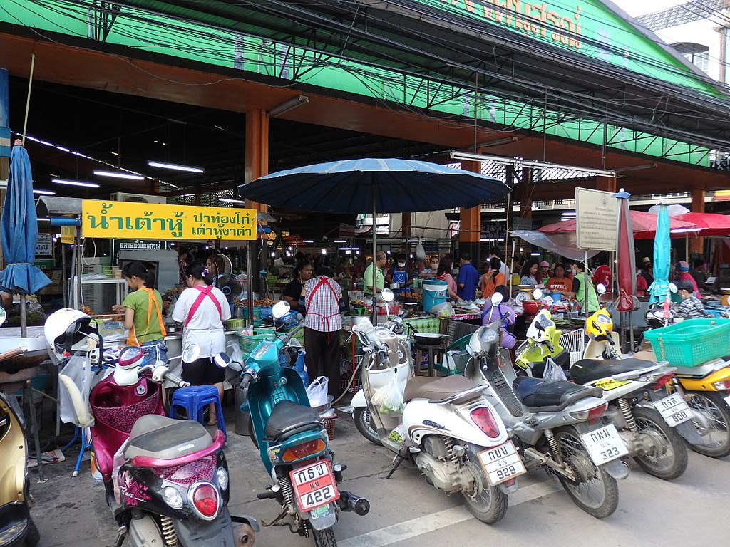 Nai Wiang Market in Nan