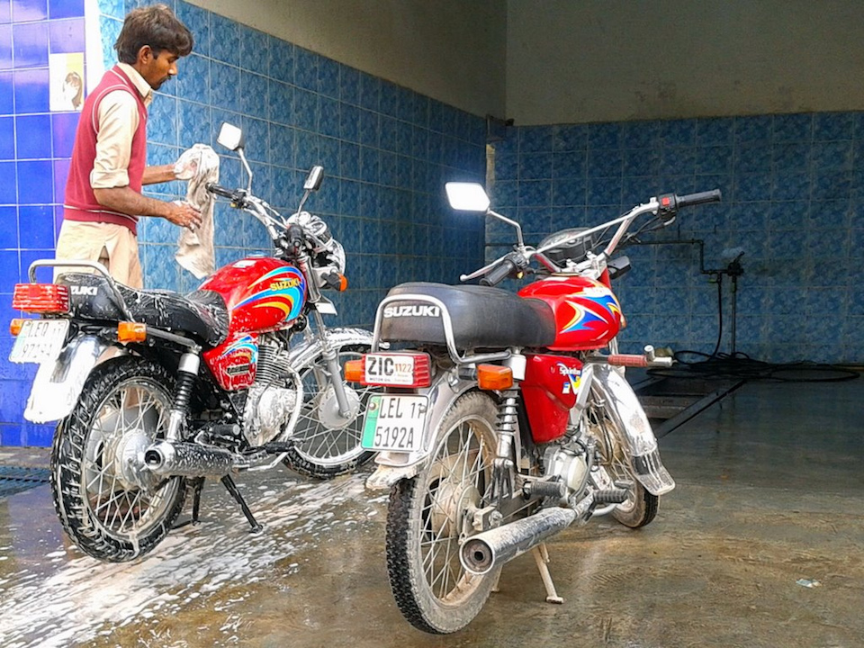 Suzuki GS-150 in Pakistan