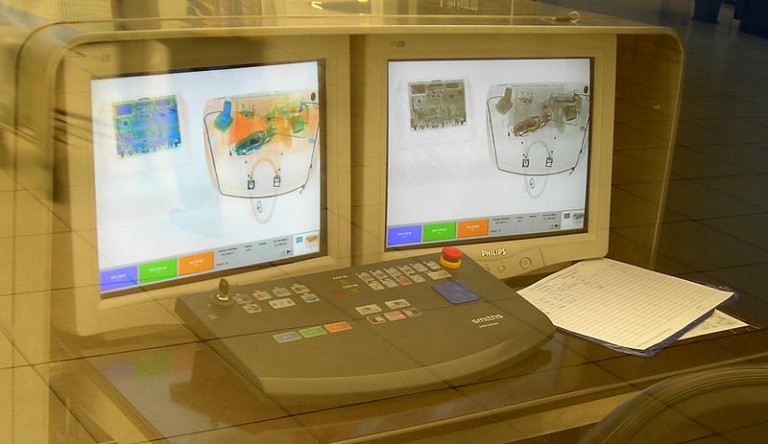 Luggage screening at Suvarnabhumi Airport (VTBS)