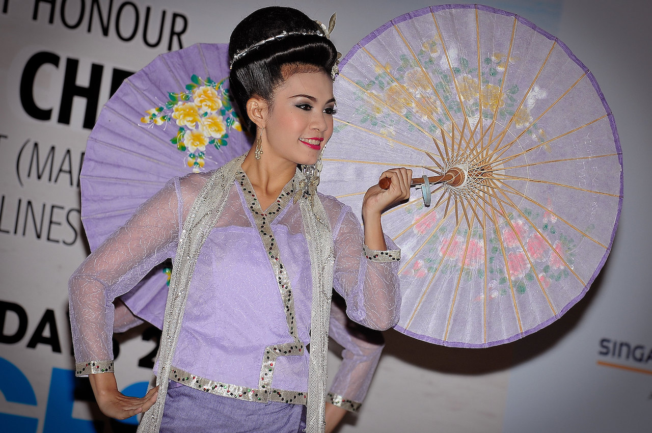 Thai Classical Dance by Tourism Authority of Thailand at Singapore Expo.