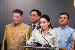 Thai PM Paetongtarn Shinawatra and cabinet members.