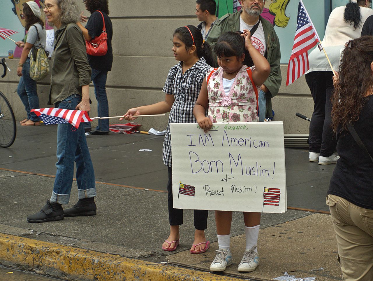 Muslim children supporting the Ground Zero Mosque