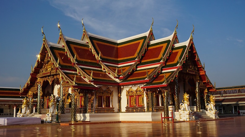 Wat Phra That Choeng Chum in Sakon Nakhon