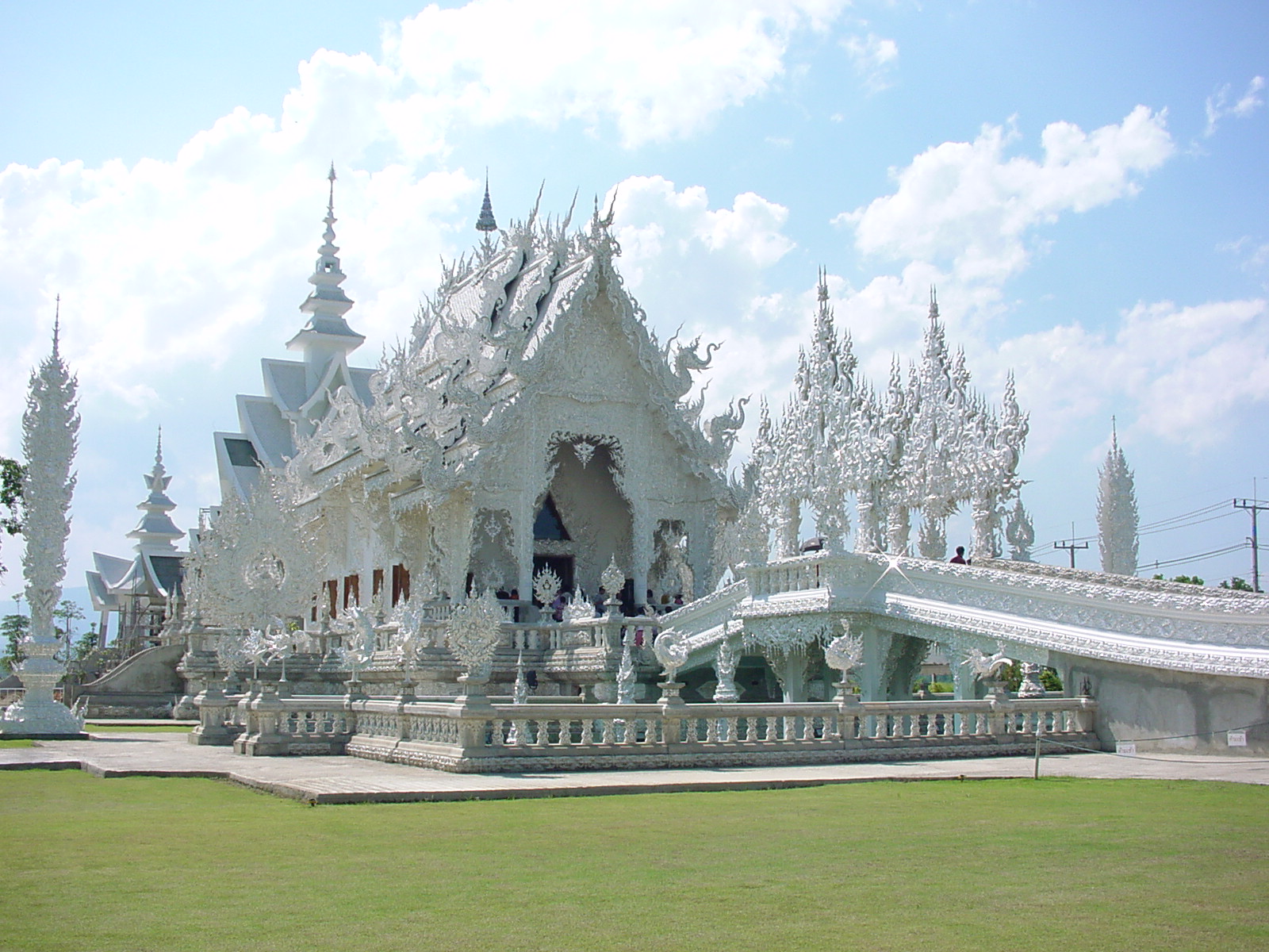 Wat Rong Khun, the white temple in Chiang Rai