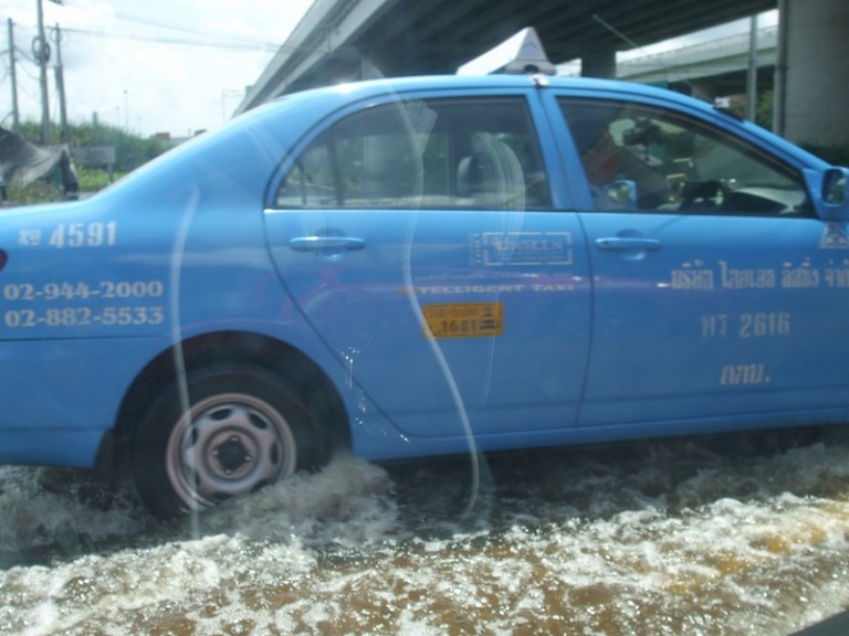 Flash-flood warning for 48 Thai provinces, including Bangkok