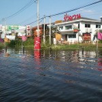 Nonthaburi riverside communities prepare for floods