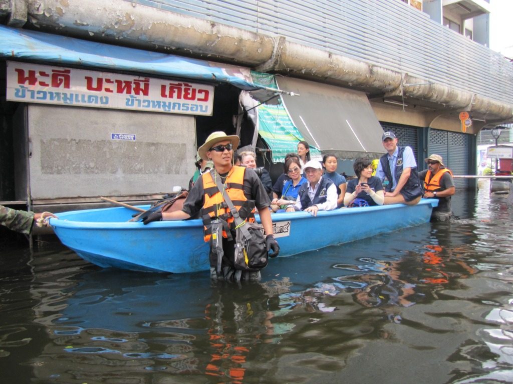 Elderly woman dies as rescue boat capsizes in floods in Chiang Mai