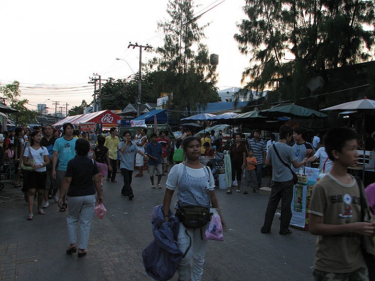 Hundreds of Chatuchak market vendors in Bangkok have deadline to move